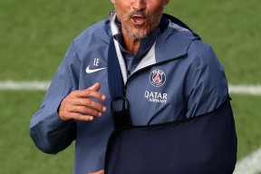 米乐APP下载-巴黎圣日耳曼球员接受德甲俱乐部邀请