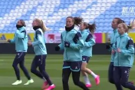 米乐M6首页-华人女足雄起！国家队队员荣耀登顶(华人女足雄起!国家队队员荣耀登顶了吗)