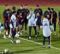 关于上港迎战鲁能，全队备战气势如虹的信息